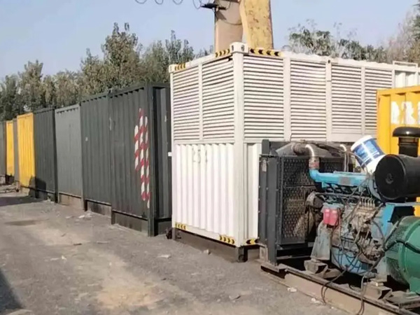 灞桥200KW柴油发电机机组每小时油耗是多少？